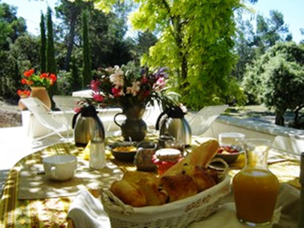 La Tangana Bed & Breakfast Rognes Exterior foto